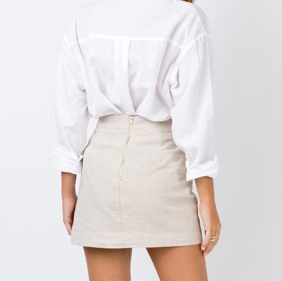 Lola Mini Skirt - Picture 4 of 9